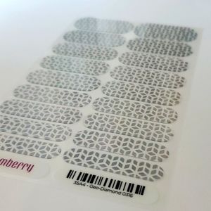 Get 4 FREE! Jamberry Geo-Diamond Holographic Nail Wraps